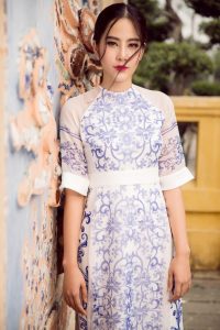 Tóc mái râu dế đẹp quyến rũ