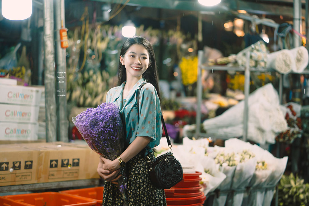 Lang thang chợ hoa đêm Hà Nội - NAG Nguyễn Thành