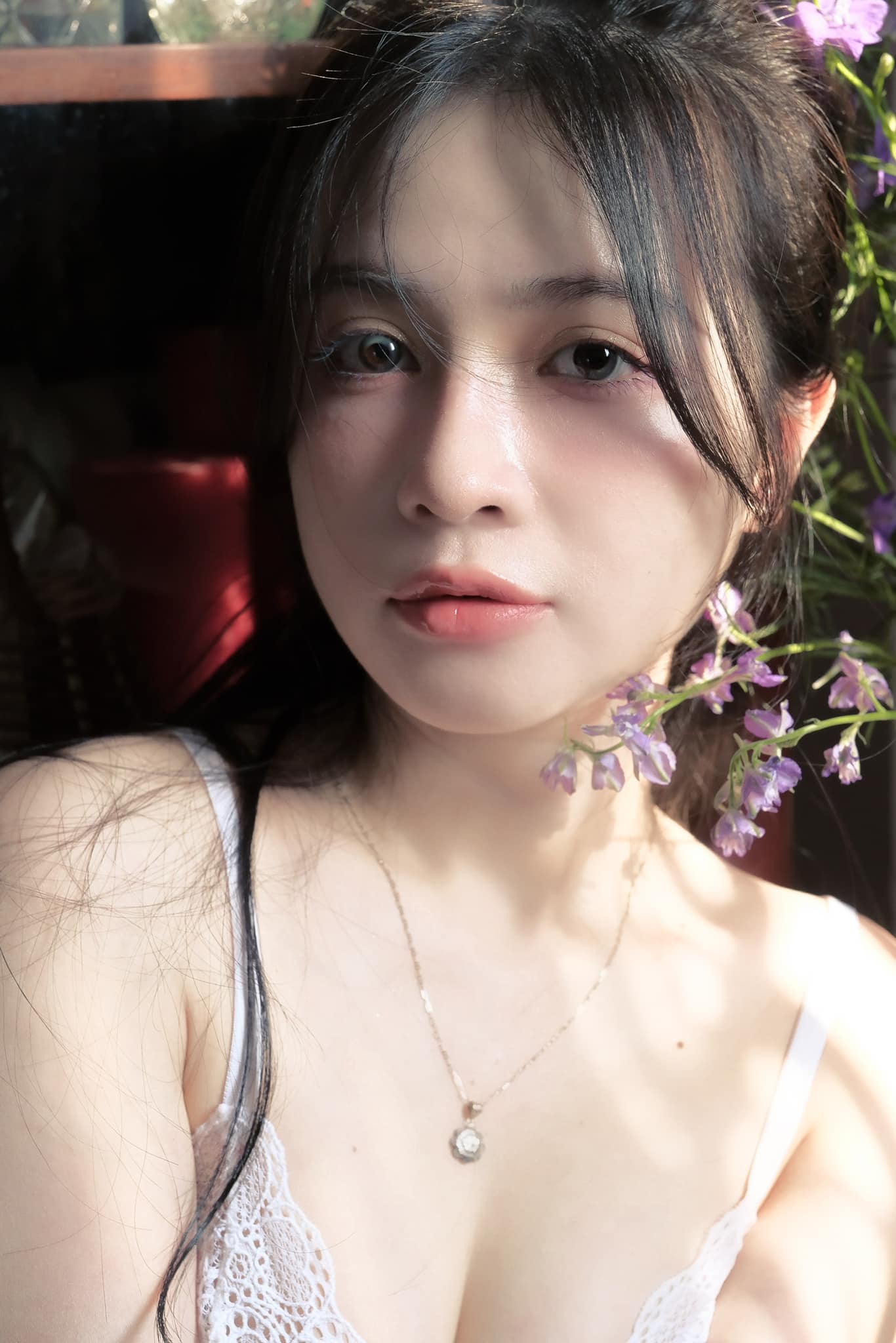 Violet - Nguyễn Như Quỳnh